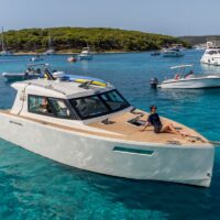 Aliskaf 37 speed boat